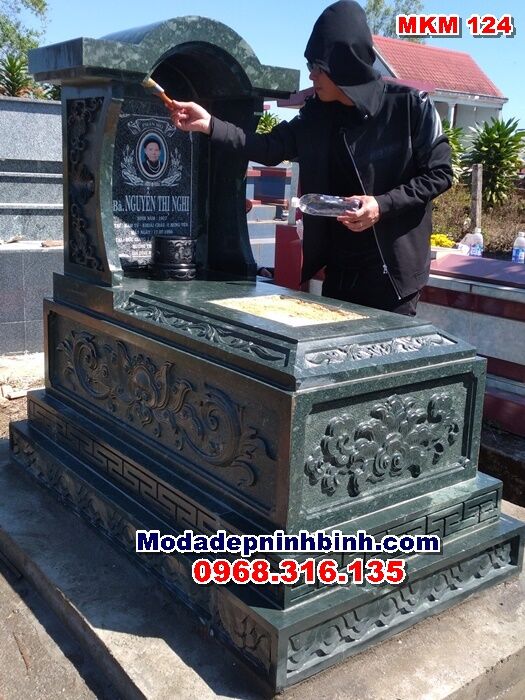 mẫu-mộ-đá-xanh-rêu-đẹp-ninh-bình-mkm-124 Mộ đá xanh rêu Thanh Hóa lắp tại Hưng Yên và Lâm Đồng MKM 124
